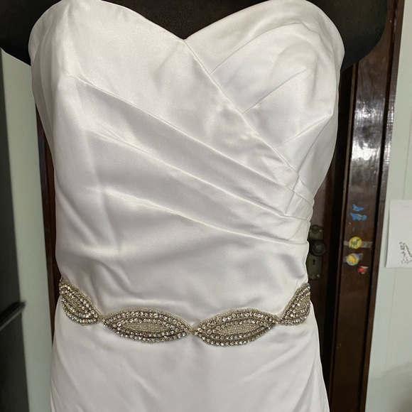 David’s Bridal  Size 16. NWOT - Picture 2 of 6